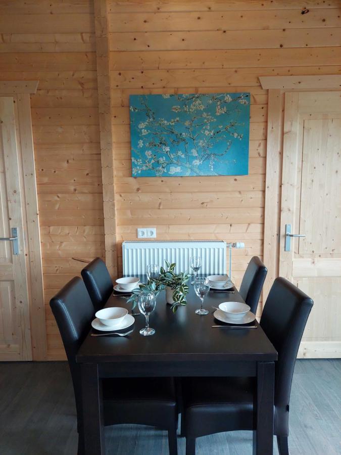 Vakantiehuisje Vlakbij Leeuwarden, Swichumer Pleats Dış mekan fotoğraf