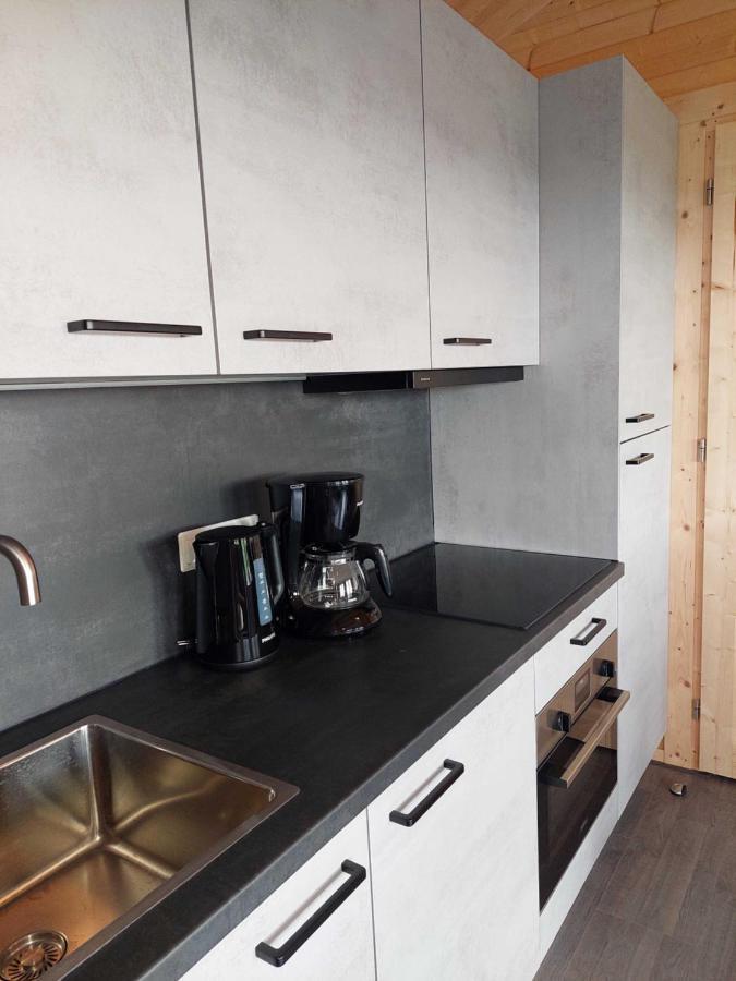 Vakantiehuisje Vlakbij Leeuwarden, Swichumer Pleats Dış mekan fotoğraf